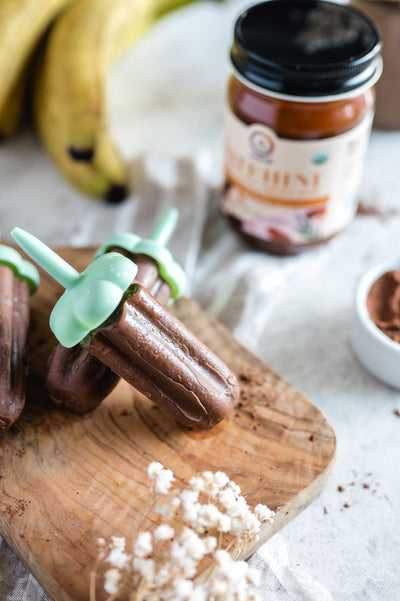 Recipe: Chocolate popsicles with Datehini Vanilla